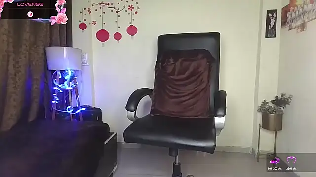 Black-Pearll online show from March 1, 2026, 5:18 am