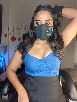 Black-Pearll online show from April 8, 2026, 8:27 am