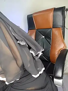 Snapshot of Black-Pearll chatting on March 2, 2025, 4:14 pm Black-Pearll online show from March 2, 2025, 4:14 pm