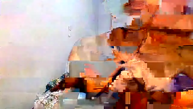 Submersidollx online show from April 13, 2026, 12:42 pm