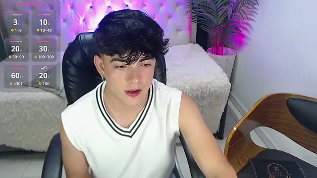 Snapshot of nolan_twink1 chatting on September 10, 2025, 5:56 pm nolan twink1 online show from September 10, 2025, 5:56 pm