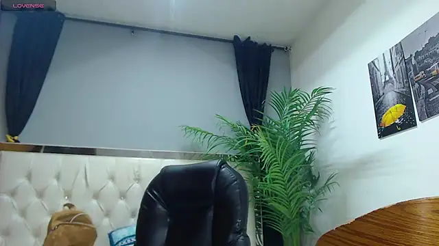 Snapshot of nolan_twink1 chatting on September 30, 2025, 5:52 pm nolan twink1 online show from September 30, 2025, 5:52 pm