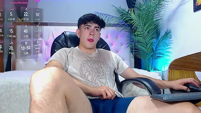 Snapshot of nolan_twink1 chatting on September 11, 2025, 6:19 pm nolan twink1 online show from September 11, 2025, 6:19 pm