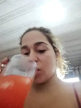 LaurenWelly  online show from November 18, 2025, 12:37 am