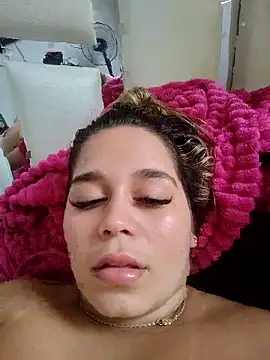 LaurenWelly  online show from January 7, 2026, 9:09 pm