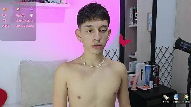 milky  boy  online show from February 26, 2025, 4:41 am