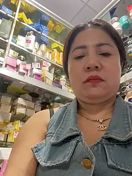 Snapshot of Cesywet chatting on March 22, 2025, 2:37 am Cesywet online show from March 22, 2025, 2:37 am