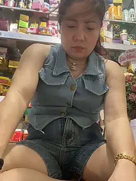 Snapshot of Cesywet chatting on March 14, 2025, 9:46 am Cesywet online show from March 14, 2025, 9:46 am