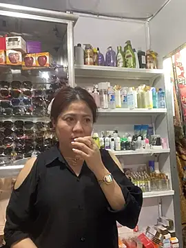 Snapshot of Cesywet chatting on March 13, 2025, 7:20 am Cesywet online show from March 13, 2025, 7:20 am