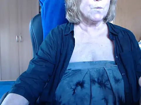 Snapshot of _sunshine__ chatting on February 15, 2026, 7:51 am sunshine online show from February 15, 2026, 7:51 am