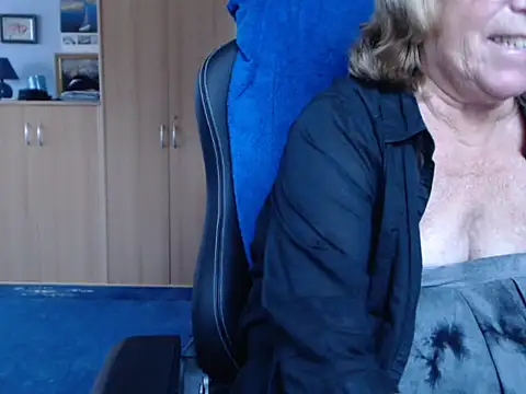 Snapshot of _sunshine__ chatting on September 10, 2025, 6:12 am sunshine online show from September 10, 2025, 6:12 am