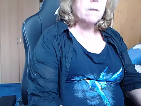 Snapshot of _sunshine__ chatting on March 11, 2025, 4:29 pm sunshine online show from March 11, 2025, 4:29 pm