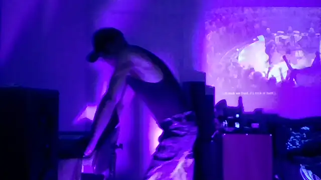 brunoguunot online show from October 30, 2025, 9:22 pm