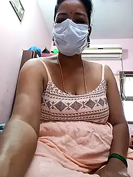 Snapshot of Tamil_sreelekha chatting on February 3, 2025, 5:18 am Tamil sreelekha online show from February 3, 2025, 5:18 am