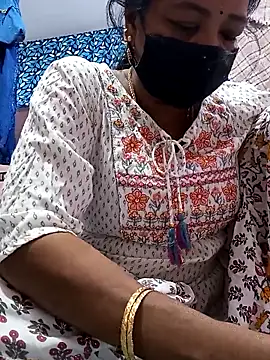 Snapshot of Tamil_sreelekha chatting on November 20, 2025, 4:51 pm Tamil sreelekha online show from November 20, 2025, 4:51 pm