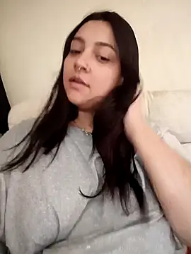 Snapshot of CORALINE_GREYM chatting on October 10, 2025, 3:24 pm CORALINE GREYM online show from October 10, 2025, 3:24 pm