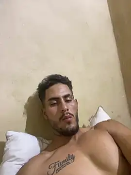 Snapshot of Dalton_oficial chatting on July 21, 2026, 4:36 am Dalton oficial online show from July 21, 2026, 4:36 am