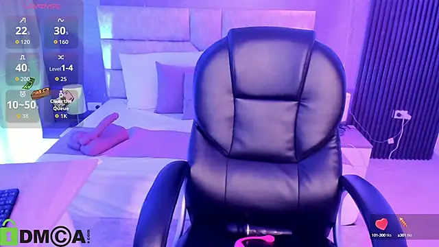 Cristal  adams online show from October 3, 2025, 1:01 pm