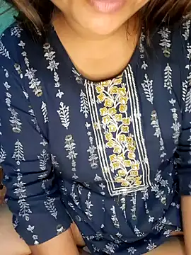 Snapshot of Bong_Bhabi chatting on January 10, 2025, 12:38 am Bong Bhabi online show from January 10, 2025, 12:38 am