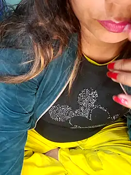 Snapshot of Bong_Bhabi chatting on January 13, 2025, 4:30 pm Bong Bhabi online show from January 13, 2025, 4:30 pm