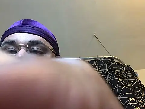 fatboyjayohh126 online show from December 23, 2024, 4:12 am