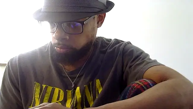 Snapshot of WhiskeyWood_DuhGOD chatting on October 29, 2025, 5:01 pm WhiskeyWood DuhGOD online show from October 29, 2025, 5:01 pm