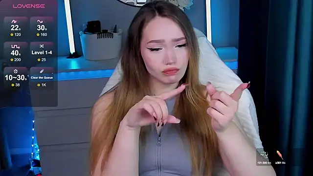 Snapshot of Evia_r0se chatting on September 27, 2025, 4:24 pm Evia r0se online show from September 27, 2025, 4:24 pm