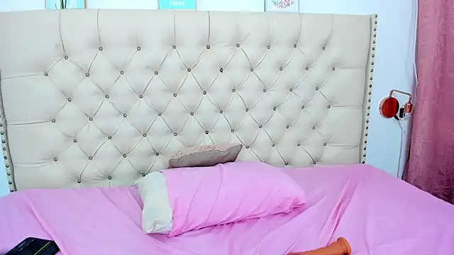 Kim Eli online show from February 1, 2025, 10:55 pm