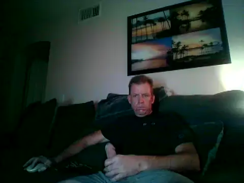 Snapshot of Firedad72FD chatting on December 5, 2024, 7:43 am Firedad72FD online show from December 5, 2024, 7:43 am