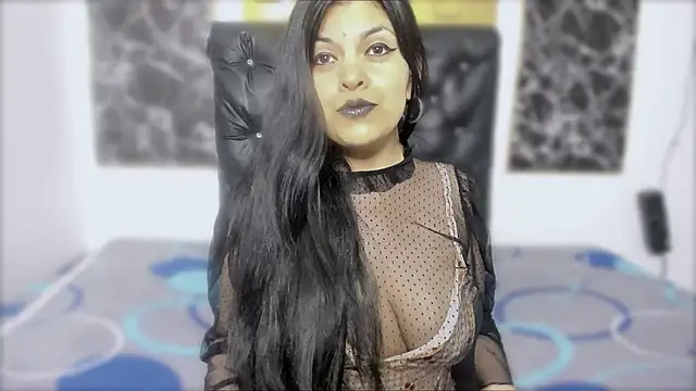 Snapshot of scarlett_w0lf chatting on January 12, 2026, 2:13 pm scarlett w0lf online show from January 12, 2026, 2:13 pm