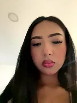 Snapshot of SOPHIACANDY19_ chatting on January 18, 2026, 10:35 pm SOPHIACANDY19 online show from January 18, 2026, 10:35 pm