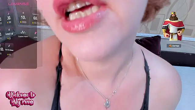 Snapshot of Super_titssss chatting on January 14, 2025, 2:53 pm Super titssss online show from January 14, 2025, 2:53 pm