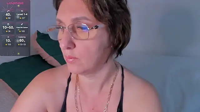 Super titssss online show from November 26, 2025, 7:52 am