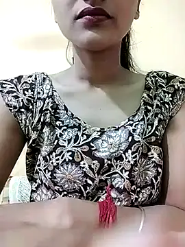 Snapshot of MISSQUEEN48 chatting on January 18, 2026, 6:06 am MISSQUEEN48 online show from January 18, 2026, 6:06 am