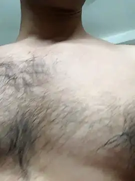 Wild-Honey online show from October 13, 2025, 4:47 am