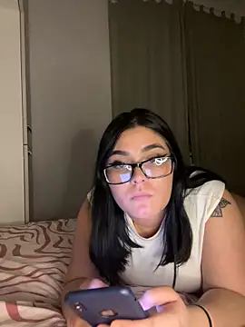 Snapshot of alexaandreea99 chatting on December 9, 2024, 1:07 am alexaandreea99 online show from December 9, 2024, 1:07 am