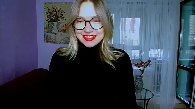 TaylorBre online show from September 23, 2025, 5:25 am