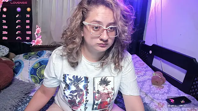 Snapshot of AnnieBigBoobs chatting on March 21, 2025, 11:34 pm AnnieBigBoobs online show from March 21, 2025, 11:34 pm