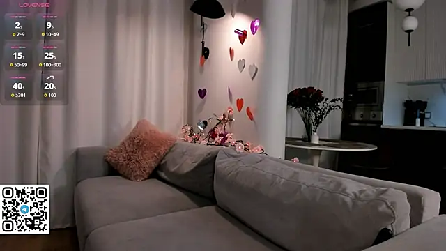 Snapshot of Danger_Bella chatting on February 13, 2026, 7:36 pm Danger Bella online show from February 13, 2026, 7:36 pm