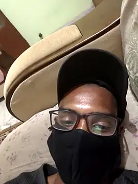 Tomato boy online show from February 14, 2025, 6:40 pm