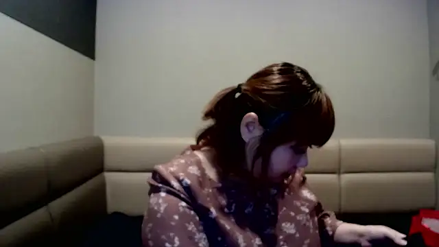 Snapshot of SAKU-RA-chan chatting on October 2, 2025, 4:27 am SAKU-RA-chan online show from October 2, 2025, 4:27 am