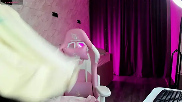 Snapshot of Kira_yoon chatting on November 27, 2025, 12:55 am Kira yoon online show from November 27, 2025, 12:55 am