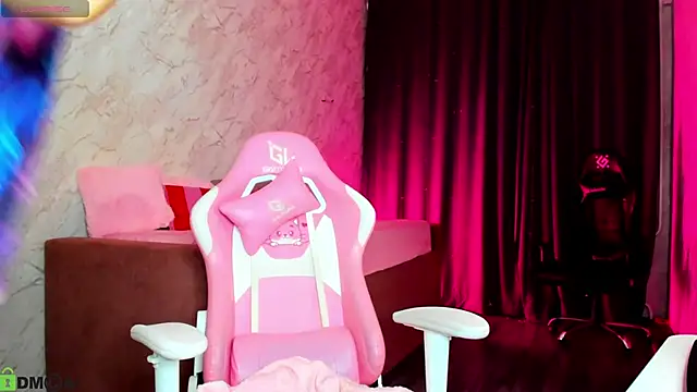 Snapshot of Kira_yoon chatting on October 22, 2025, 12:32 am Kira yoon online show from October 22, 2025, 12:32 am