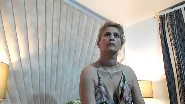 Jade squirtt online show from October 31, 2025, 10:23 am