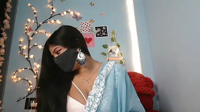 Snapshot of Reena_Singh53 chatting on October 28, 2025, 1:32 pm Reena Singh53 online show from October 28, 2025, 1:32 pm