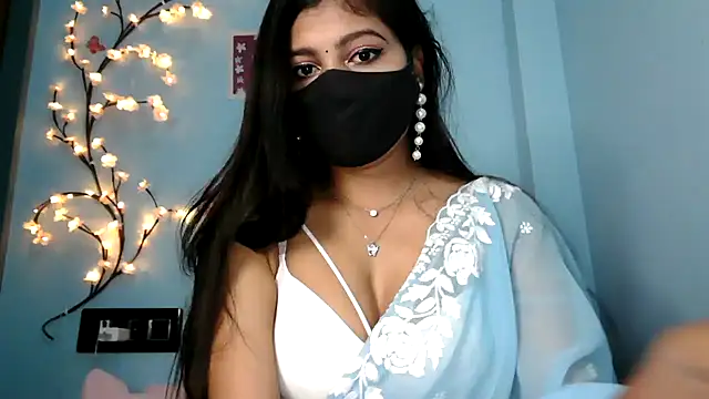 Snapshot of Reena_Singh53 chatting on September 11, 2025, 1:33 pm Reena Singh53 online show from September 11, 2025, 1:33 pm