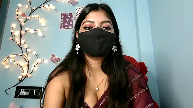 Snapshot of Reena_Singh53 chatting on September 12, 2025, 12:38 pm Reena Singh53 online show from September 12, 2025, 12:38 pm