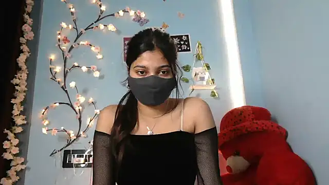 Snapshot of Reena_Singh53 chatting on November 2, 2025, 2:44 pm Reena Singh53 online show from November 2, 2025, 2:44 pm