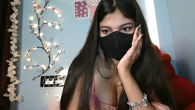 Snapshot of Reena_Singh53 chatting on November 10, 2025, 11:59 am Reena Singh53 online show from November 10, 2025, 11:59 am