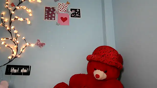 Snapshot of Reena_Singh53 chatting on September 10, 2025, 12:37 pm Reena Singh53 online show from September 10, 2025, 12:37 pm